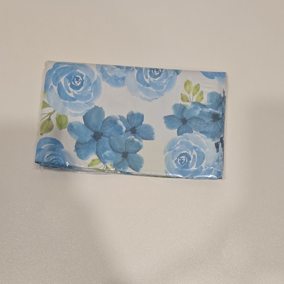 25 Poly Mailer Floral Blue and White - Picture 4 of 5